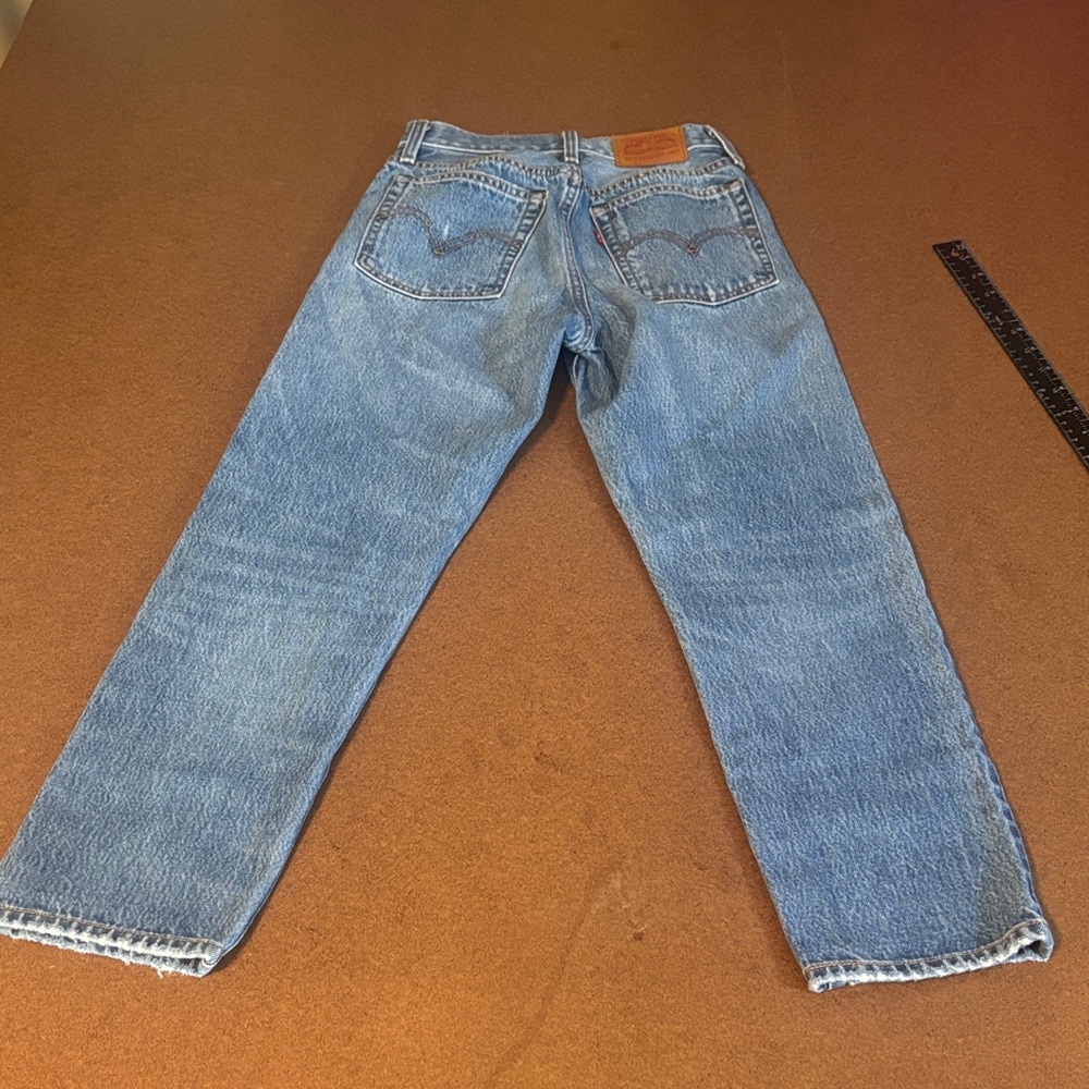 Levi's Wedgie Straight Fit 24” Waist  Denim Jeans in Light Blue distressed front - Picture 9 of 13